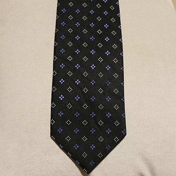 Hart Schaeffer Marx tie - Picture 1 of 3